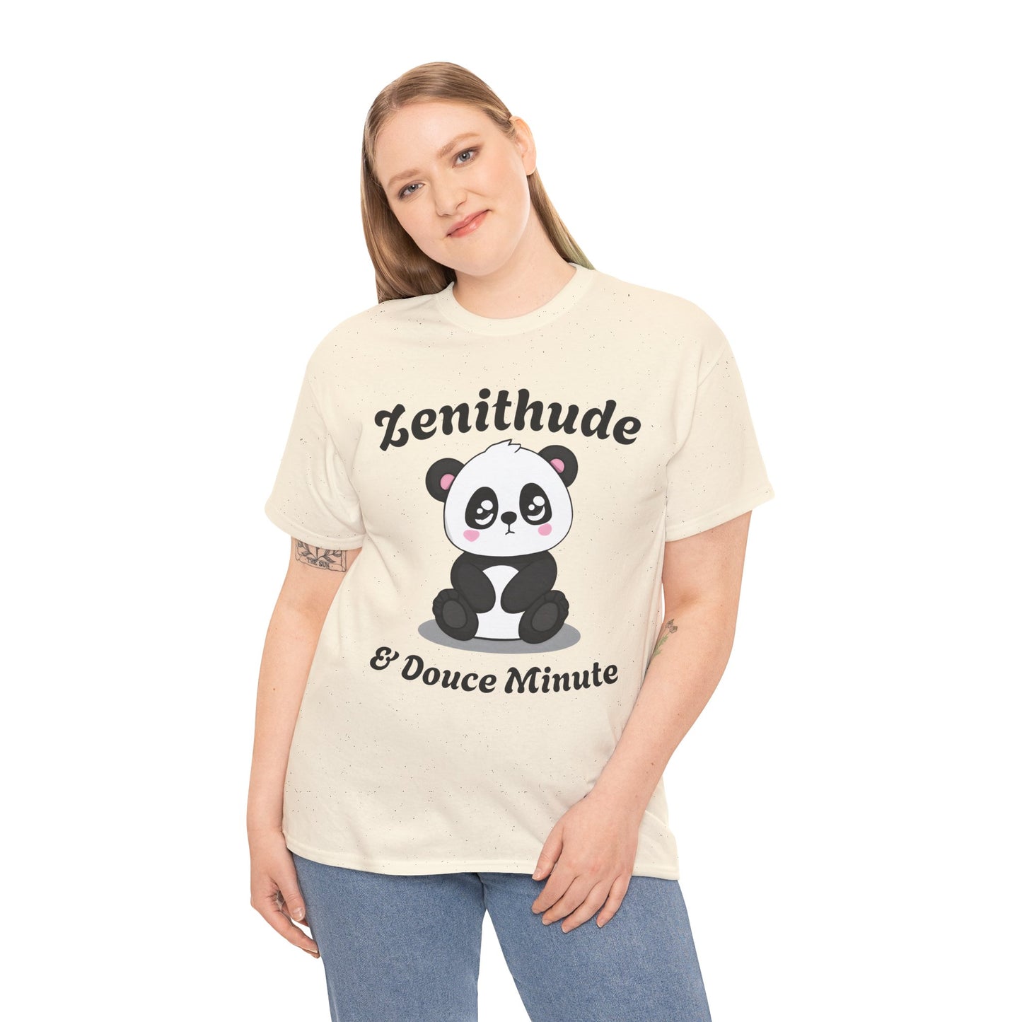 T-shirt unisex 100% coton "Zenithude & Douce Minute" avec notre adorable petit panda