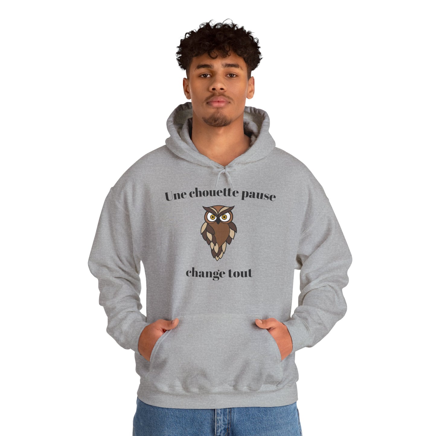 Hoodie unisexe "Une chouette pause change tout" avec notre adorable petite chouette.