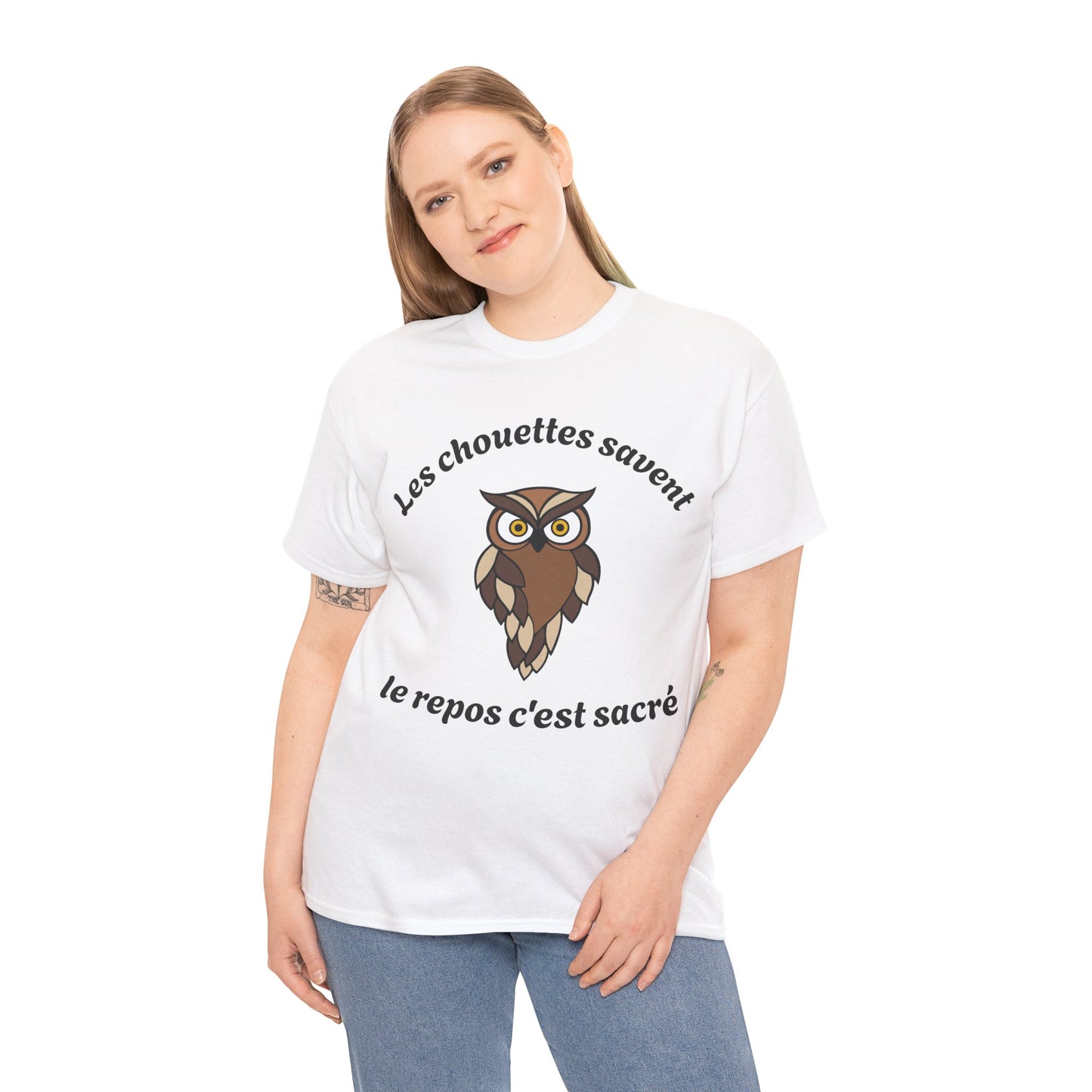 T-shirt unisex 100% coton "Les chouettes savent, le repos c'est sacré" avec notre adorable petite chouette.