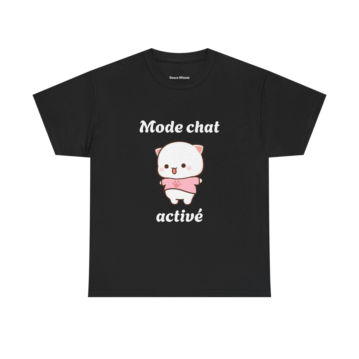 T-shirt unisex 100% coton "Mode chat activé" avec notre adorable petit chat.