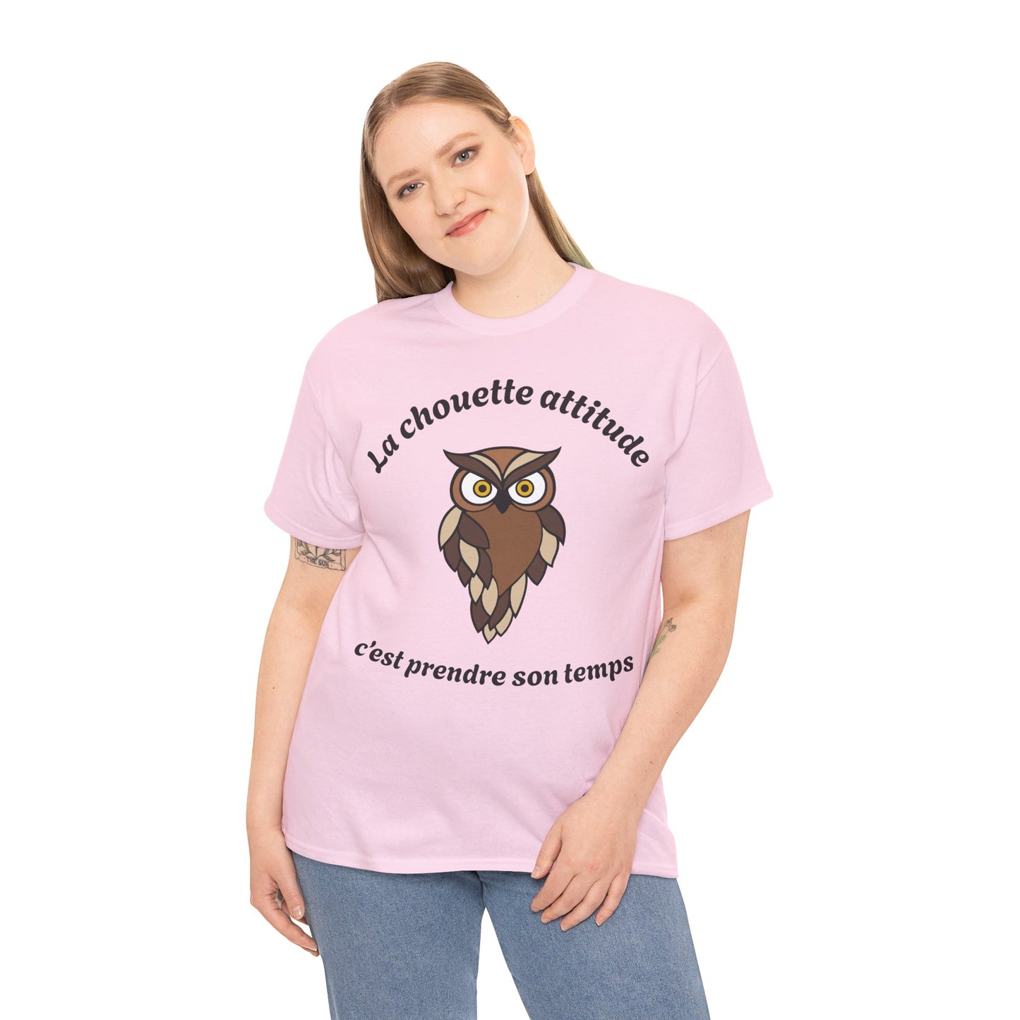 T-shirt unisex 100% coton "La chouette attitude, c’est prendre son temps" avec notre adorable petite chouette.