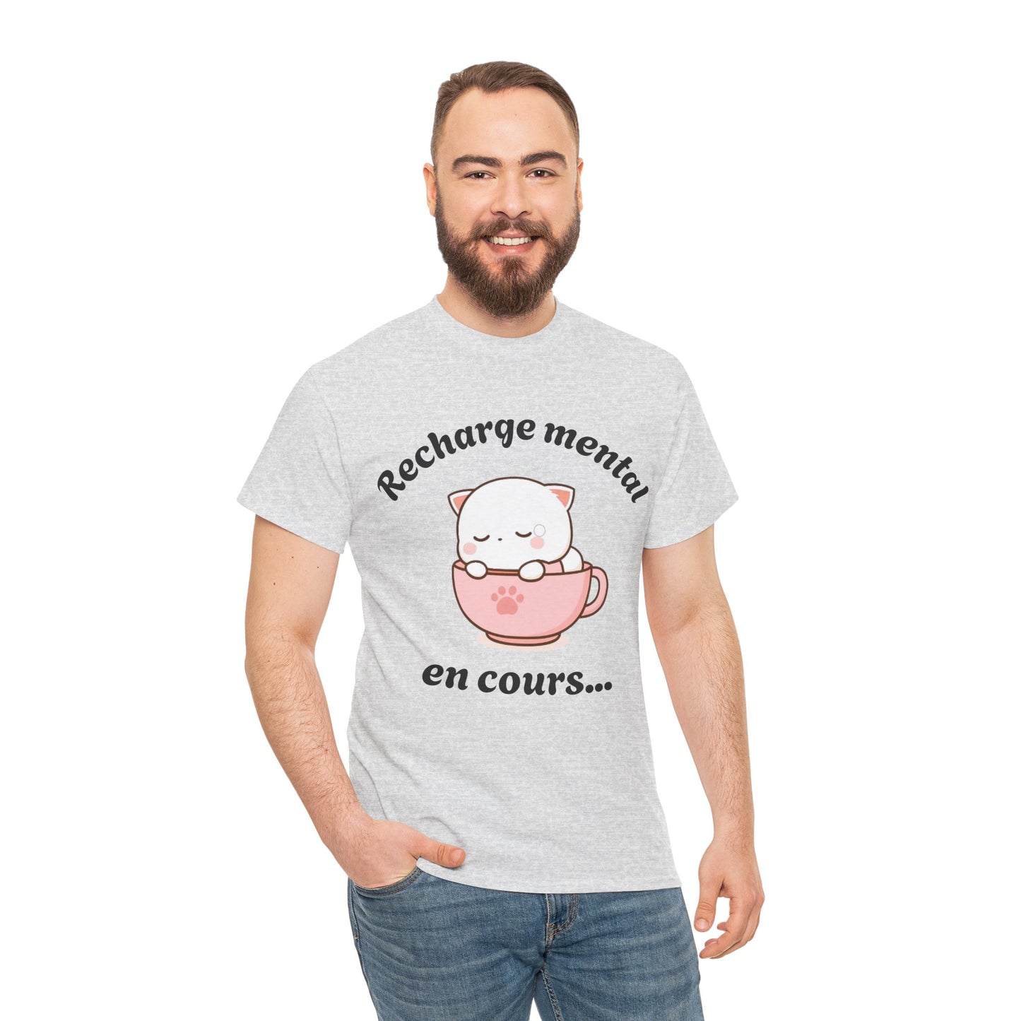T-shirt unisex 100% coton "Recharge mental en cours..." avec notre adorable petit chat.