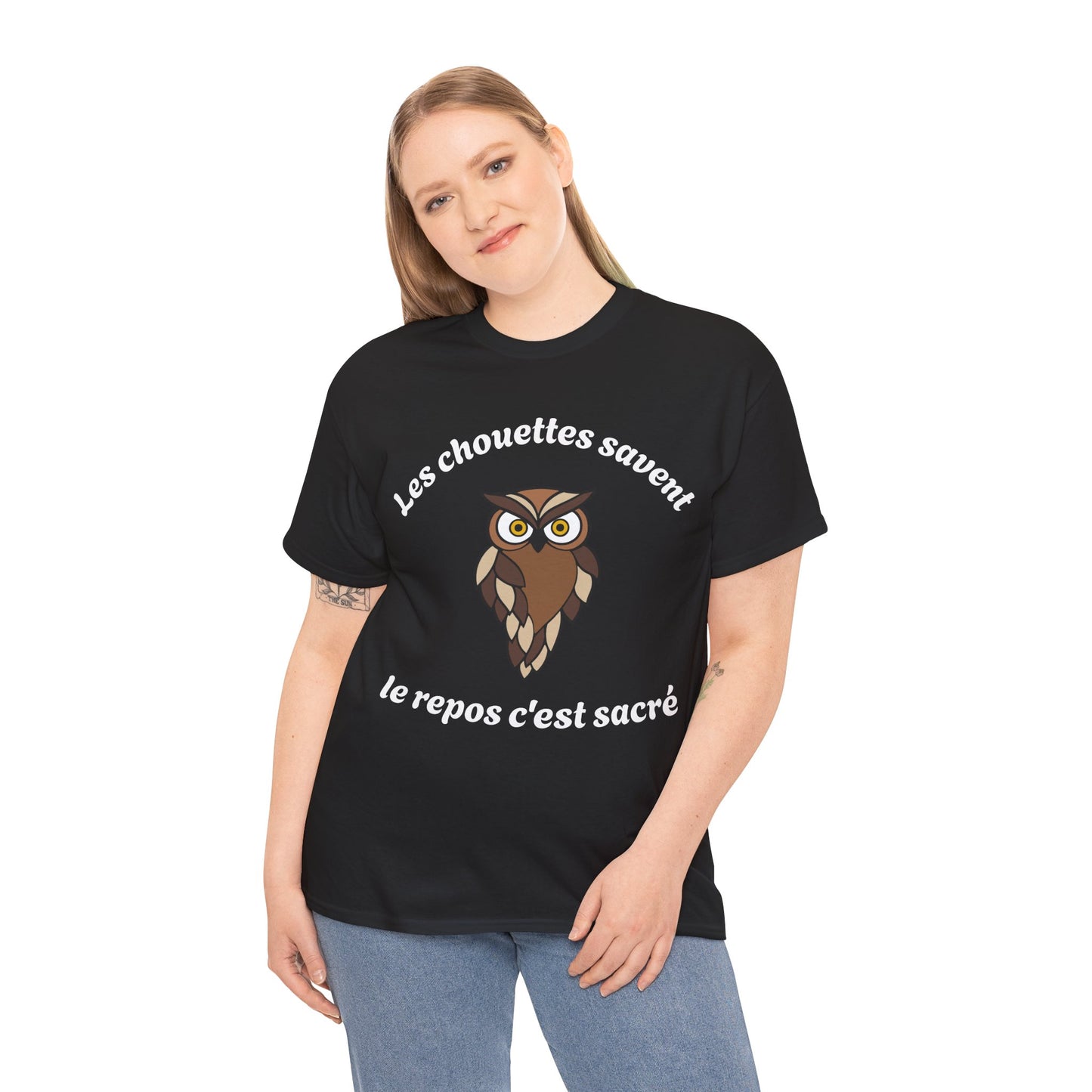 T-shirt unisex 100% coton "Les chouettes savent, le repos c'est sacré" avec notre adorable petite chouette.