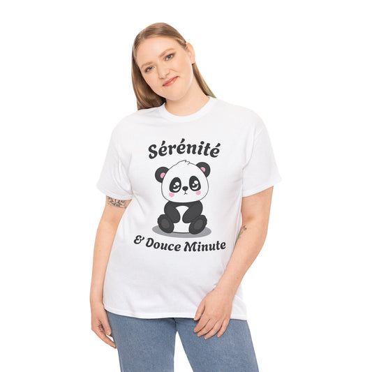 T-shirt unisex 100% coton "Sérénité & Douce Minute" avec notre adorable petit panda