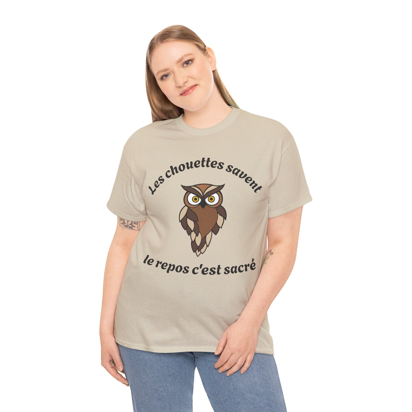 T-shirt unisex 100% coton "Les chouettes savent, le repos c'est sacré" avec notre adorable petite chouette.
