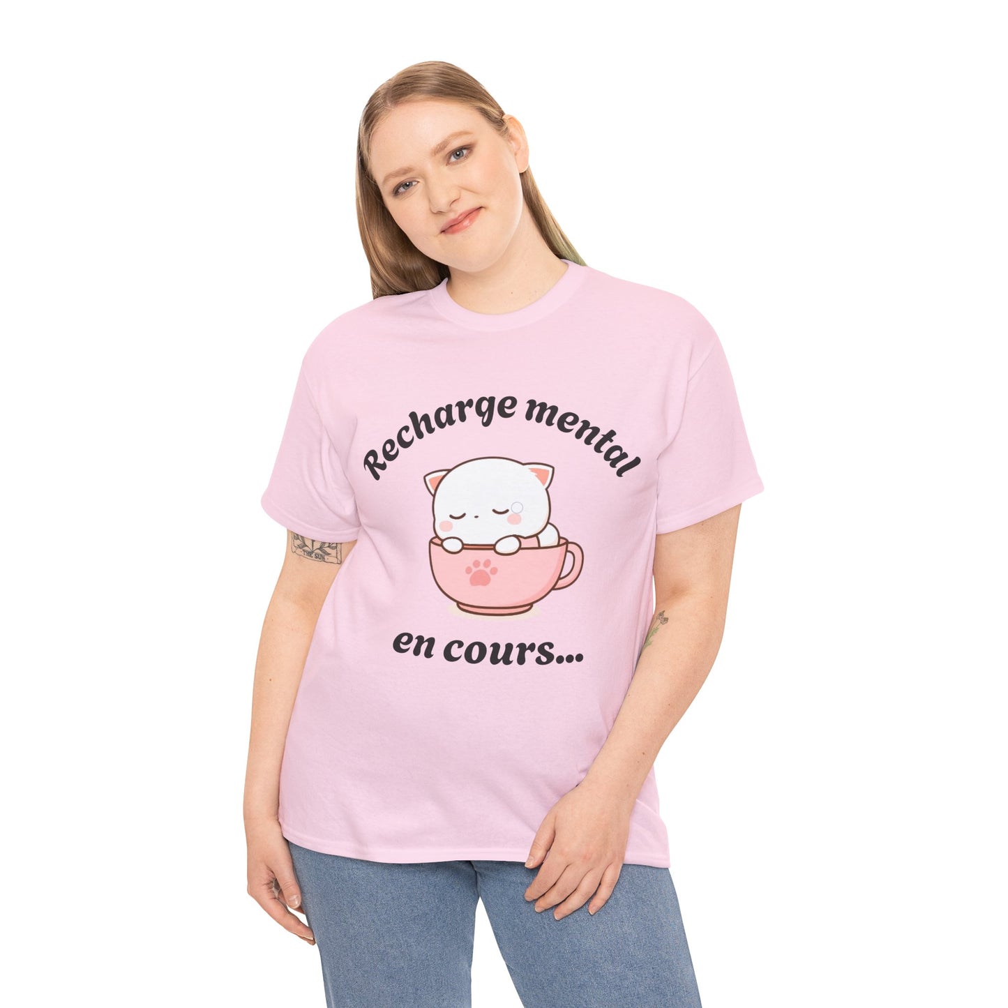 T-shirt unisex 100% coton "Recharge mental en cours..." avec notre adorable petit chat.